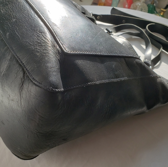 D7,961 M0851 Shoulder Bag Tote Leather made in Canada - Picture 5 of 10